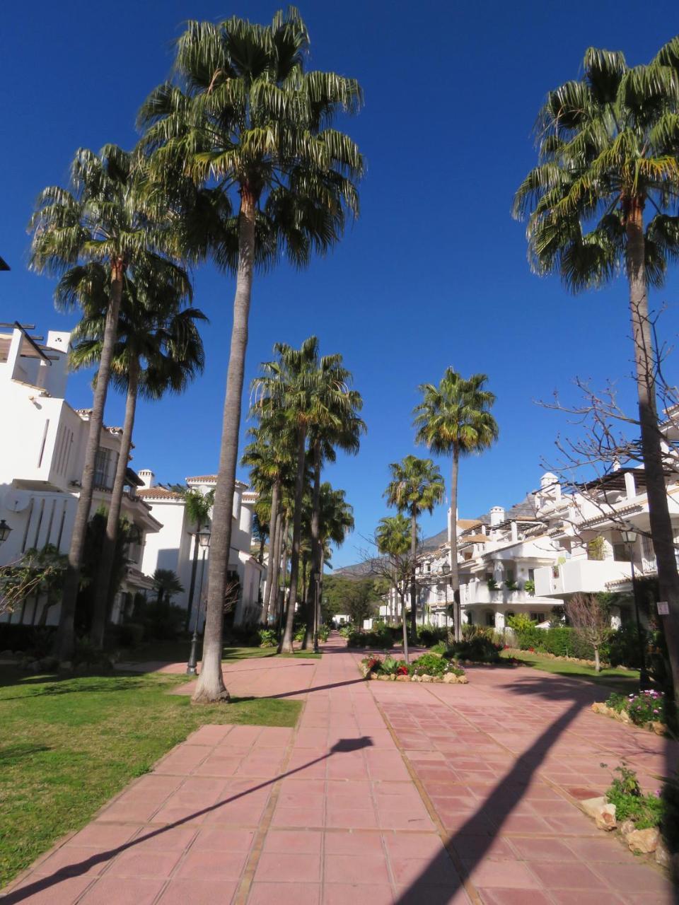 Los Naranjos close to Puerto Banus Marbella Exterior foto